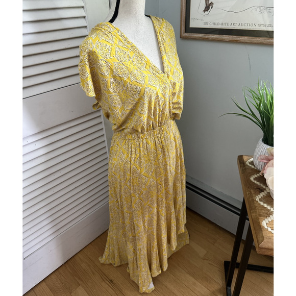 MAEVE ANTHROPOLOGIE Dress Medium Yellow Fete Midi Faux Wrap Feminine Casual - Picture 3 of 12